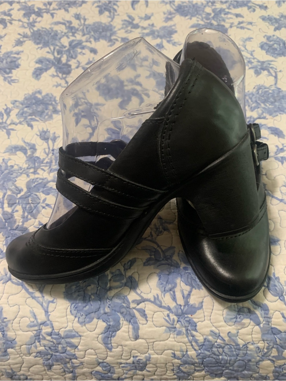 Earth Origins Women's Black Chunky Heel Mary Jane Pumps